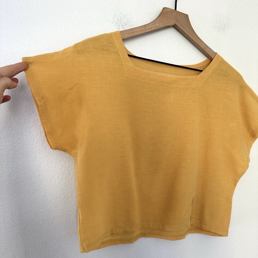 Women's 100% Cotton Crop Top T Shirt Gold Yellow Square Neck Sz M Handmade Peru - Picture 2 of 8